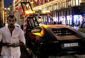 carrera-arabe-Lamborghini-Aventador