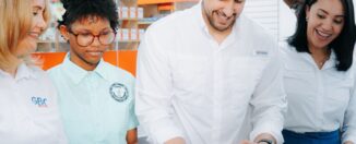 Farmacias GBC inaugura simulación de farmacia en el Politécnico Federico Henríquez y Carvajal